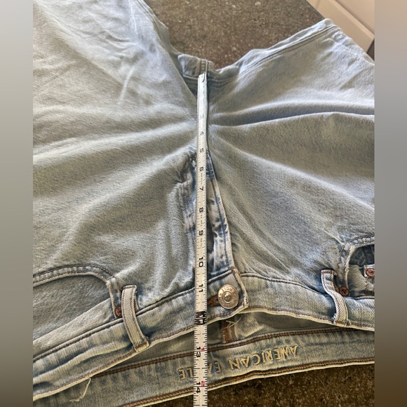 18R AE 90s Wide Leg Jeans - Extra Light Wash - High Waisted - Picture 11 of 13
